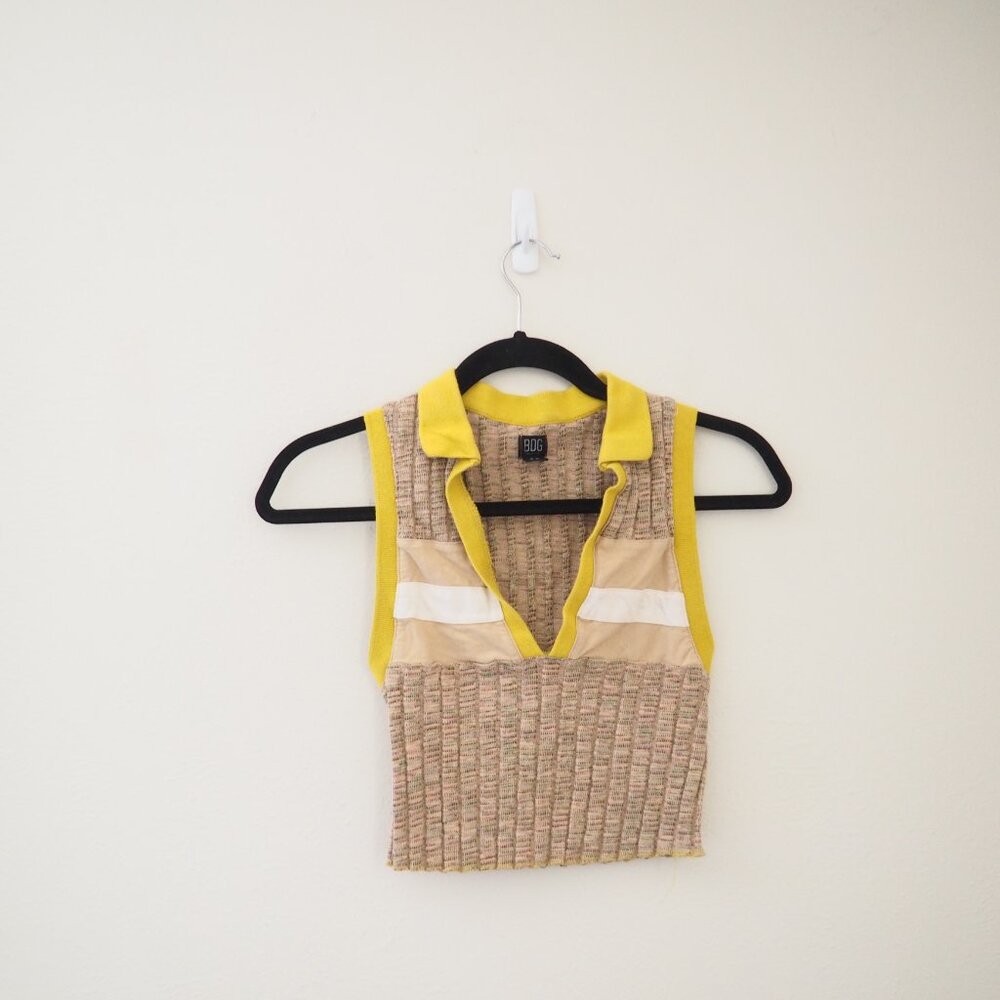 !! BDG Urban Outfitters Ziggy Collared Notch Neck Sleeveless Tank Top sz S - Picture 2 of 7